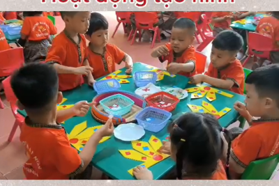 HOẠT ĐỘNG TẠO HÌNH: “LÀM MŨ VUA HÙNG” CỦA CÁC BÉ LỚP 4 TUỔI A2